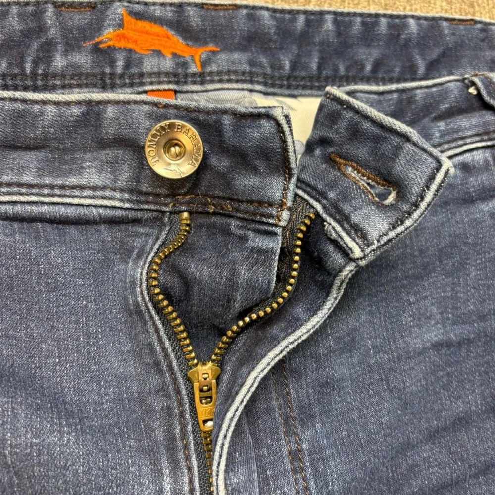 Tommy Bahama Jeans Men's Blue Denim Straight Leg Casual Comfort 40x32 Fits 44X29
